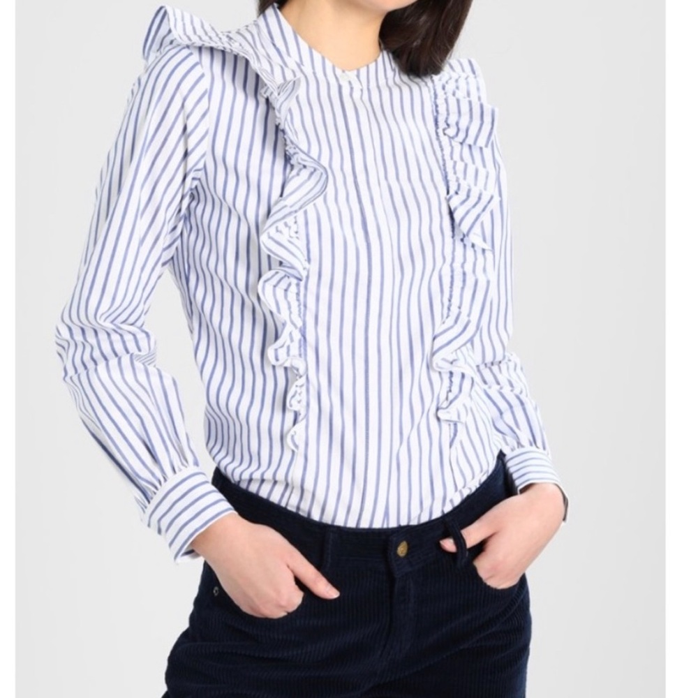 Banana Republic ruffle detail button down
